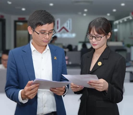 Ảnh chuyên gia HVN Group tại buổi khảo sát